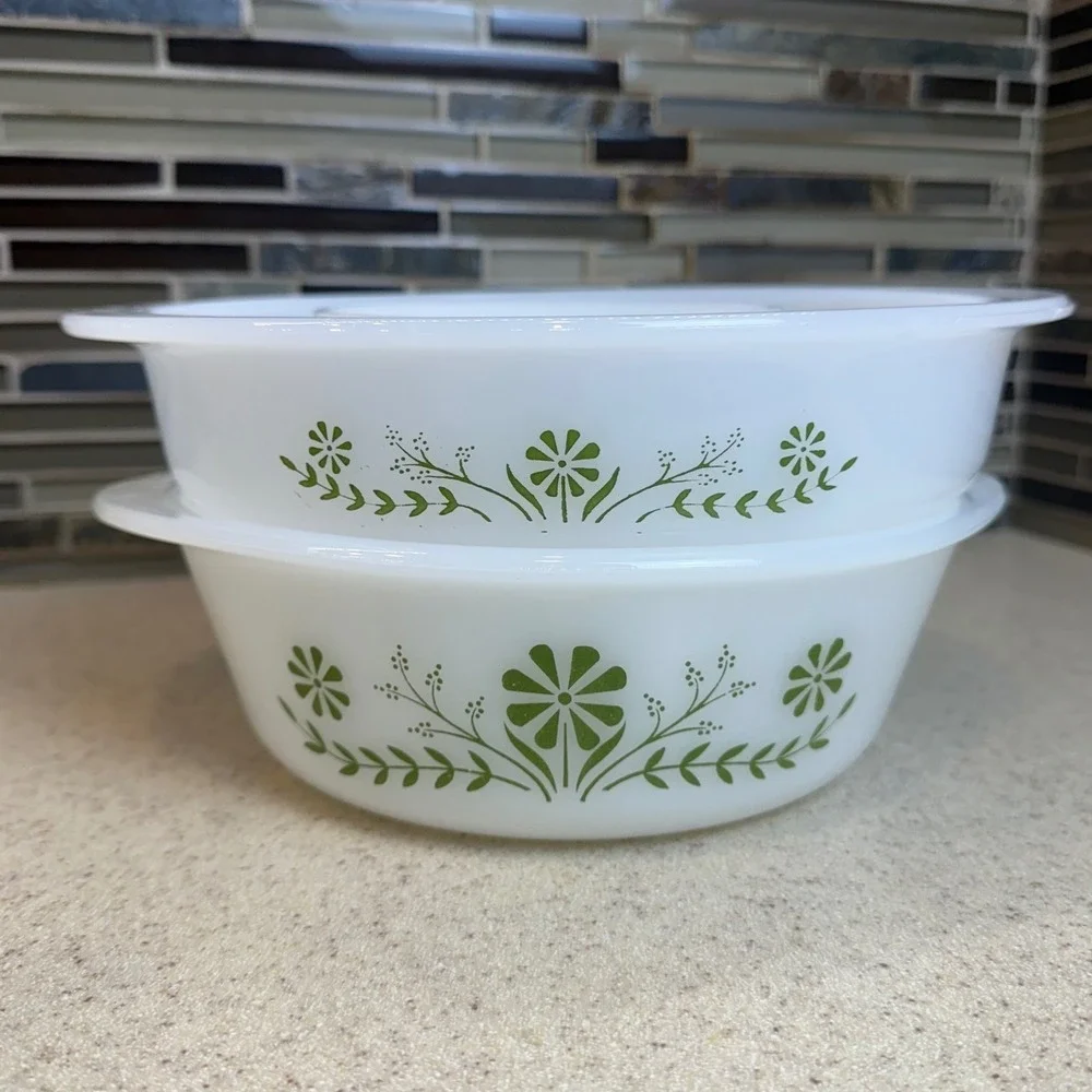 Glasbake vintage milk